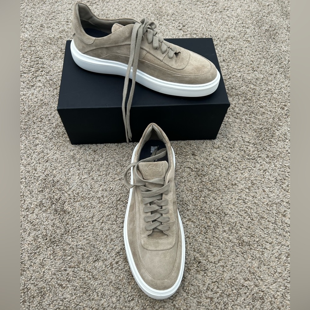 Goodman Brand Modern London Low Top Sneaker in Sand